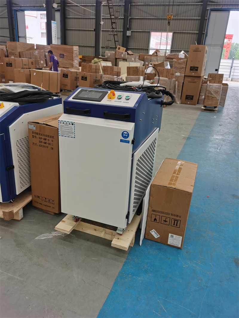 Industrial Laser For Cleaning - 6000W High-Power Continuous Laser Cleaning Machine